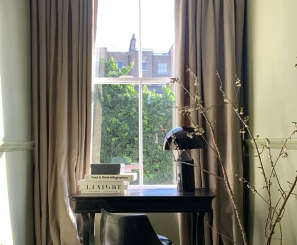 Barnes Curtain Maker